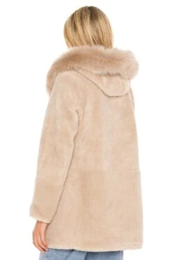 Molly Faux Fur Jacket Light Beige -Fashion Clothing Store BUBR WO24 V3