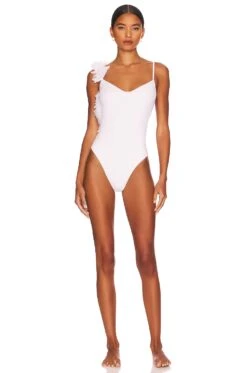 Assuan One Piece White
