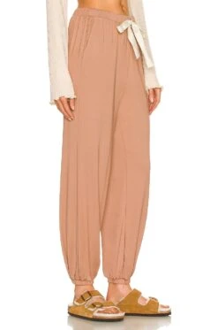 Margot Pant Tan -Fashion Clothing Store PRIP WI2 V2