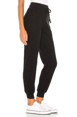 Vital Rib Jogger Black -Fashion Clothing Store THRA WP5 V2